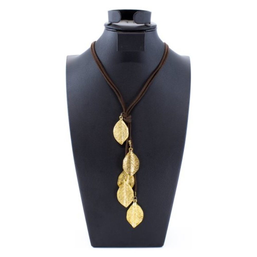 Geelakens Necklace